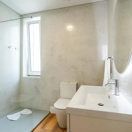 Luxury Retreat In *