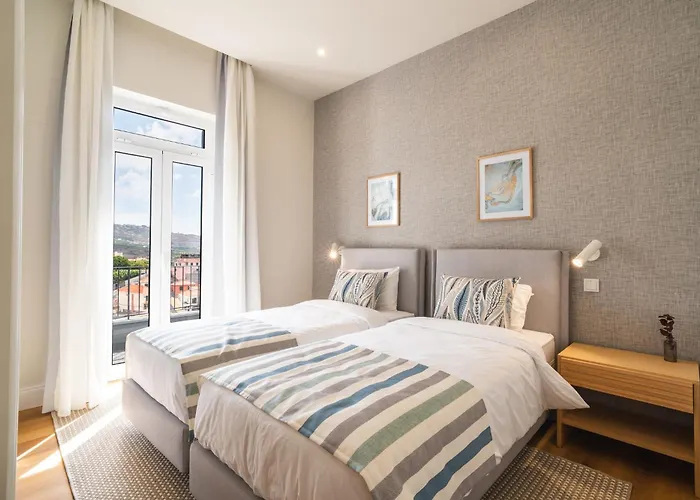 Luxury Retreat In Vakantiehuis Câmara de Lobos