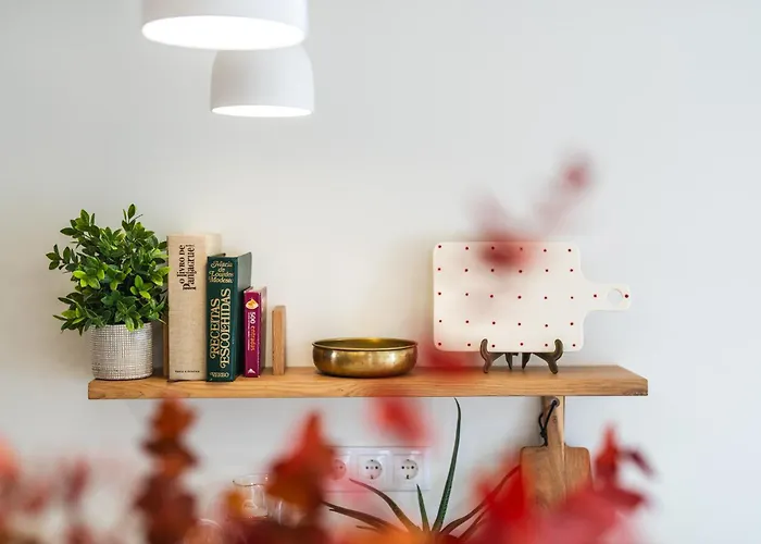 Luxury Retreat In 度假居 *