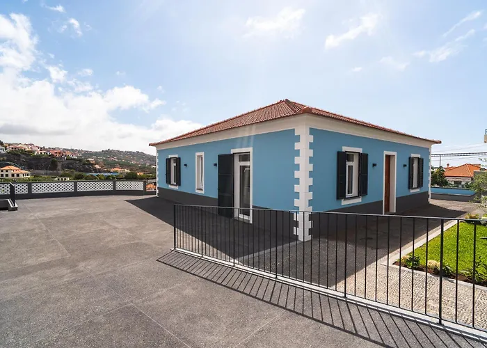 Luxury Retreat In Câmara de Lobos